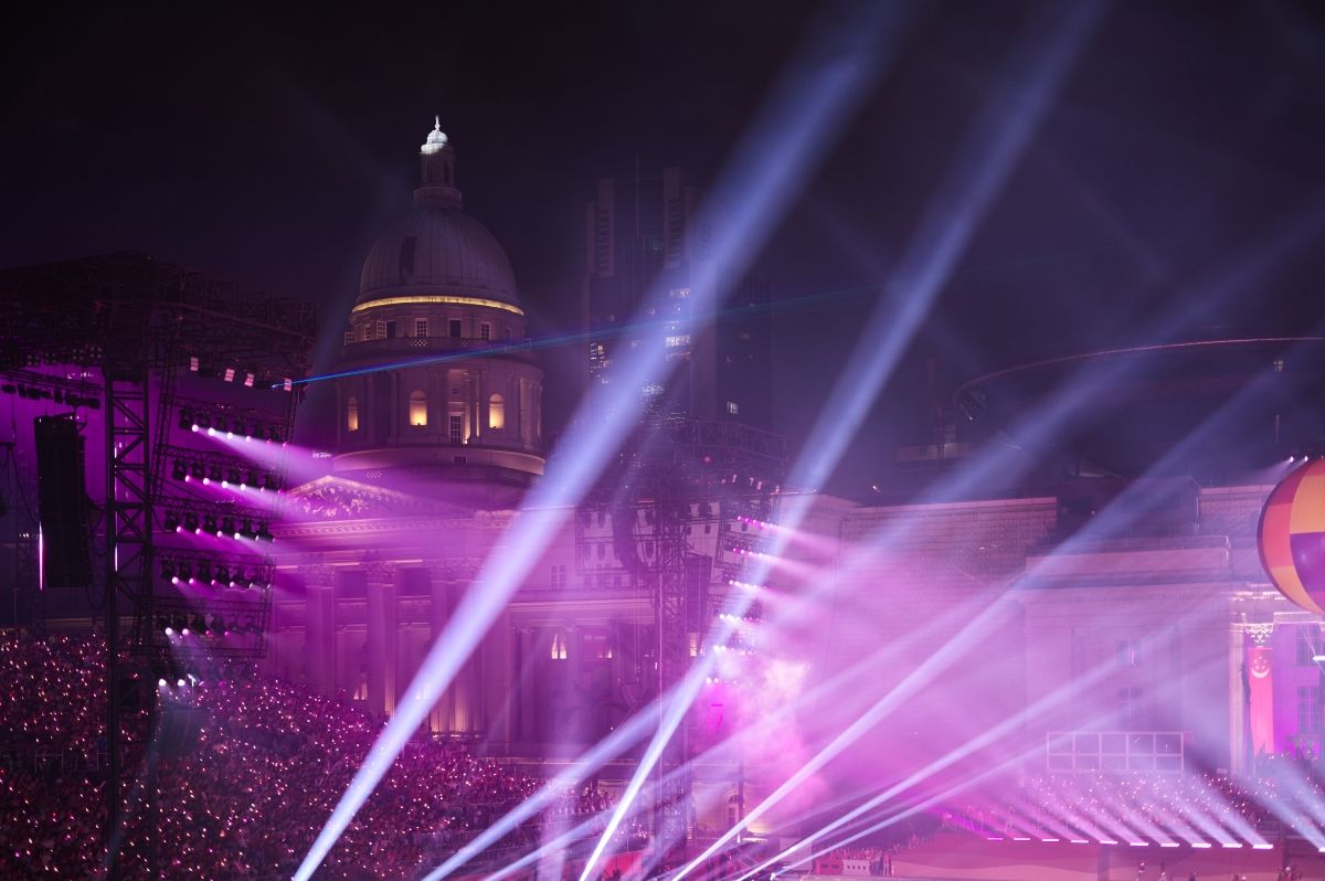 QT 16/01/2026 Fri. John 1:6–18. The Light That Has Come Among Us 那光已照在我们中间