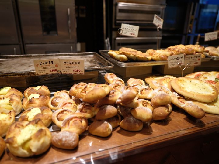 QT 01/05/2026 Fri. John 6:16–24 Following Jesus for the Bread — Right or Wrong? 为了“饼”跟随耶稣——对还是错？